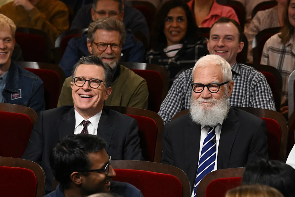 كيفية مشاهدة الحلقة الأخيرة من برنامج The Late Show مع ستيفن كولبيرت مباشرة الليلة